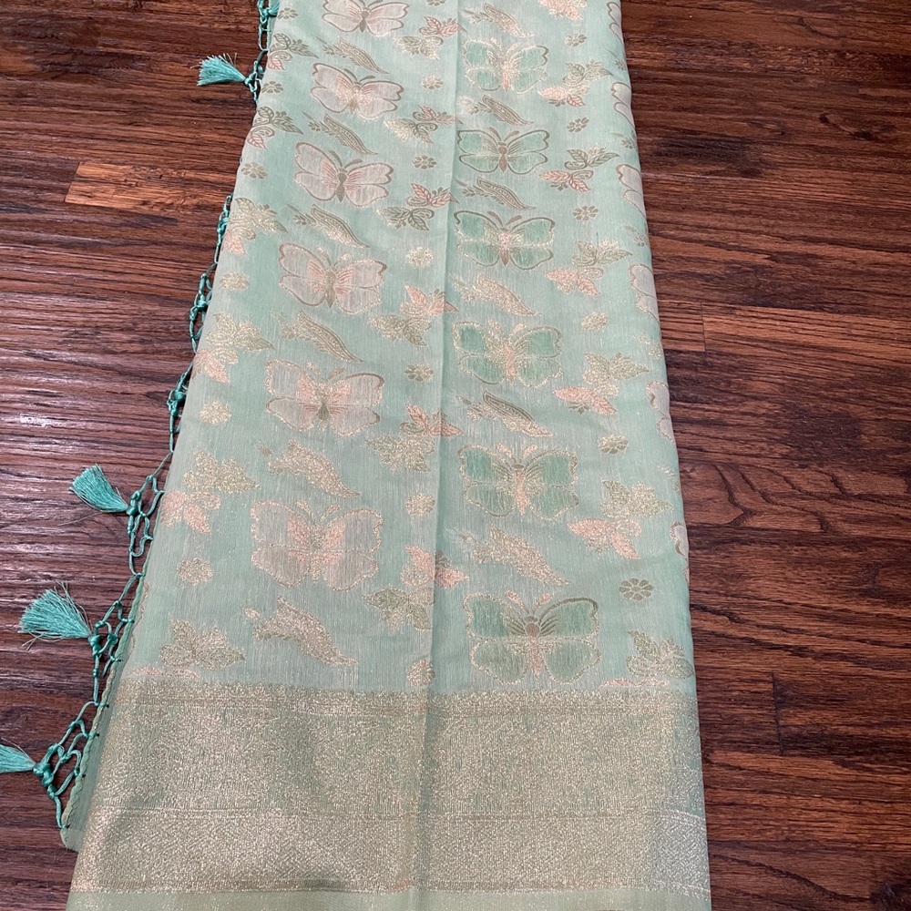 Light Green Women’s saree